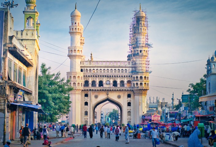 4 Days Telangana Tour (Hyderabad, Srisailam Day Trip)