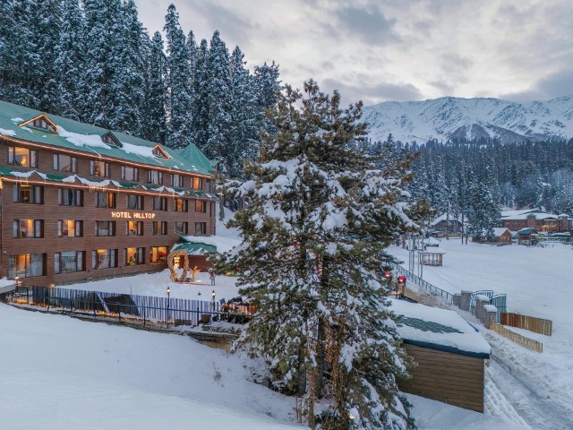 Hotel Hilltop