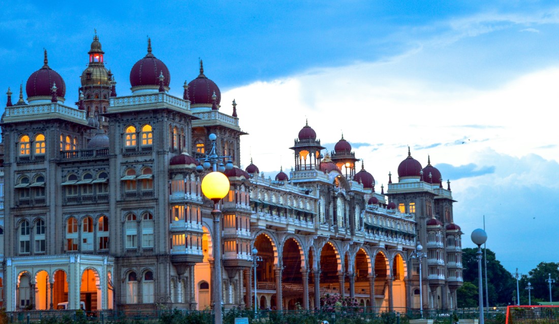 Essential Travel Tips while Visiting Karnataka
