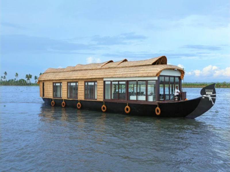 Spice Route Luxury Cruises