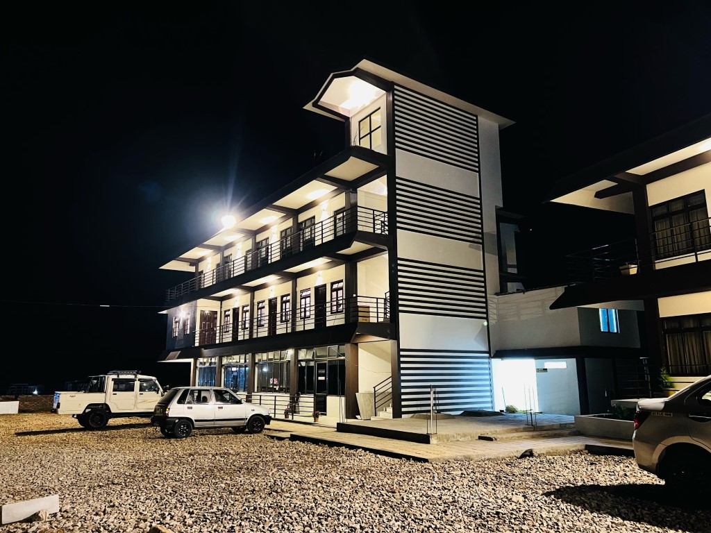 Manha Hotel