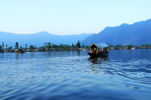 6 Days Kashmir Tour (Srinagar, Pahalgam, Gulmarg)