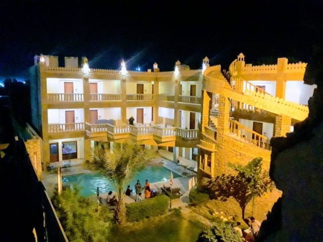 Hotel Deoki Niwas Palace