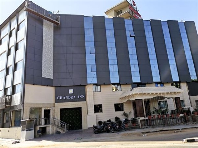 Chandra Inn