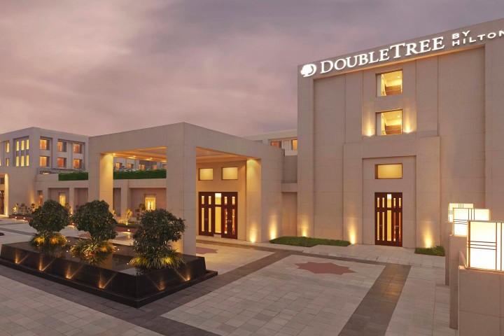 DoubleTree by Hilton Agra